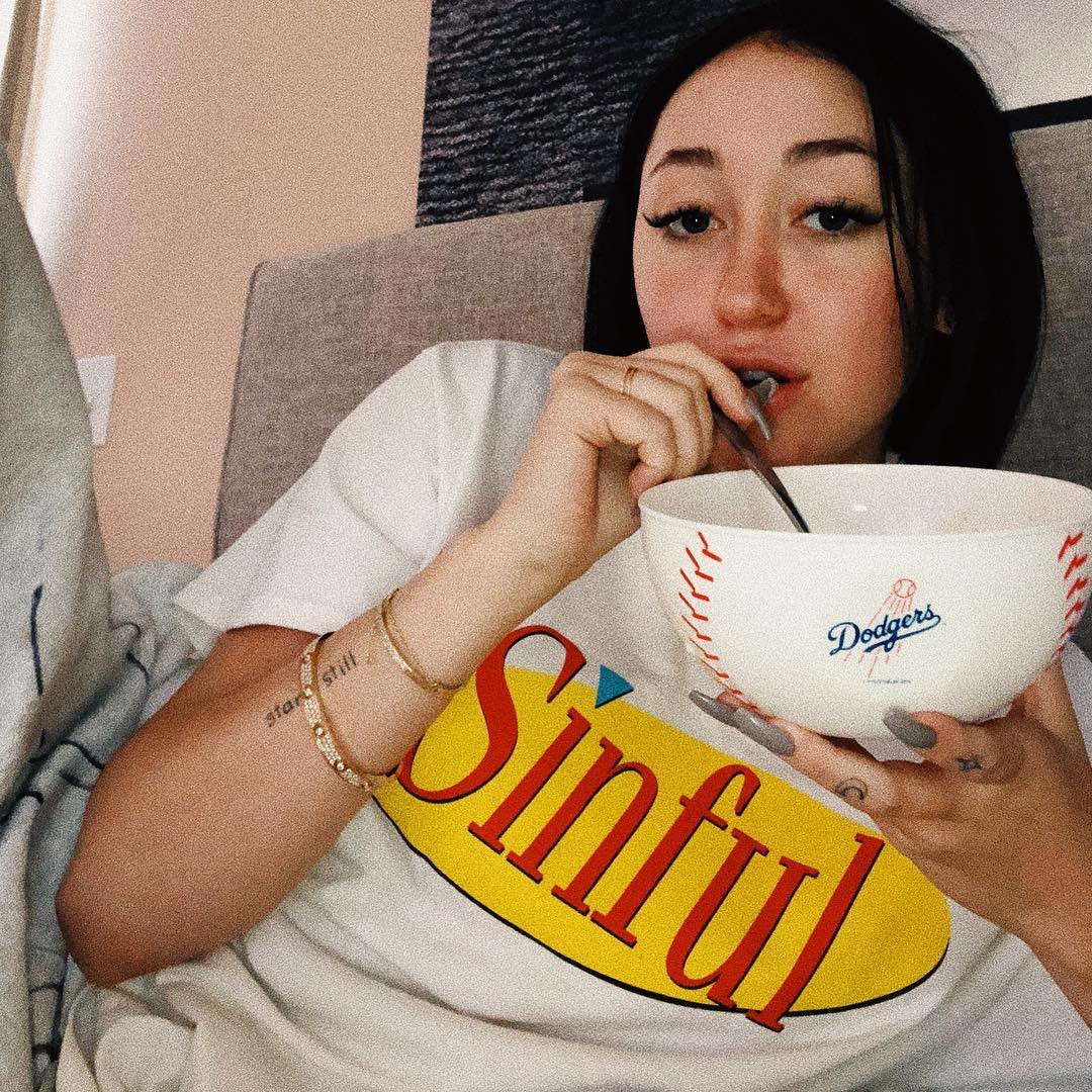 OfficialCyrens's tweet photo. Channeling my inner @noahcyrus all weekend https://t.co/CQnKziOyZy