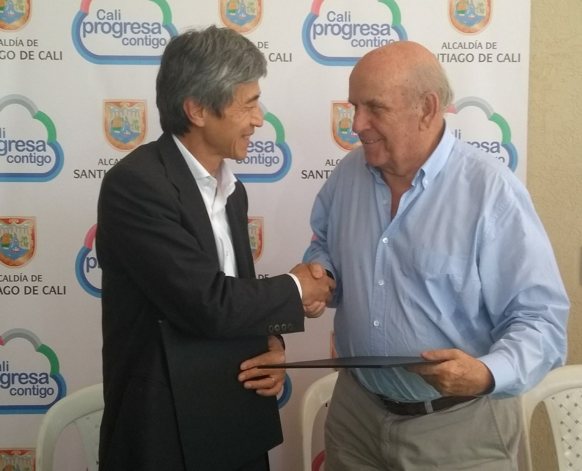 GobiernoCali's tweet image. Con más de $200.000.000, el gobierno de Japón está respaldando la apuesta de educación del alcalde @MauriceArmitage, dotando de mobiliario escolar a tres instituciones educativas oficiales de #CaliCO.

#EducaciónParaElProgreso
