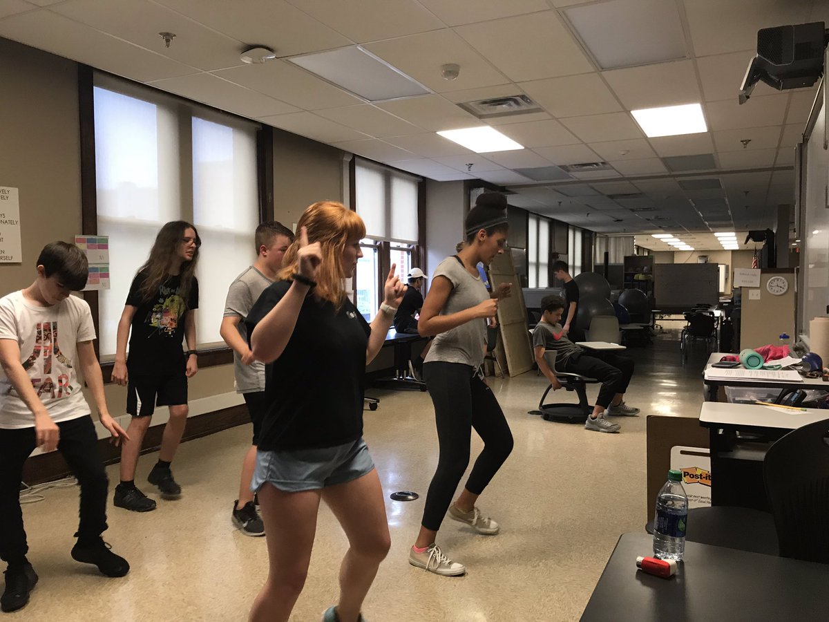 LNSTEMWellness's tweet photo. PE class getting ready for the dance!  Thank you Anna &amp; Deja! @LNSTEMAC https://t.co/Bfybx0NNtH