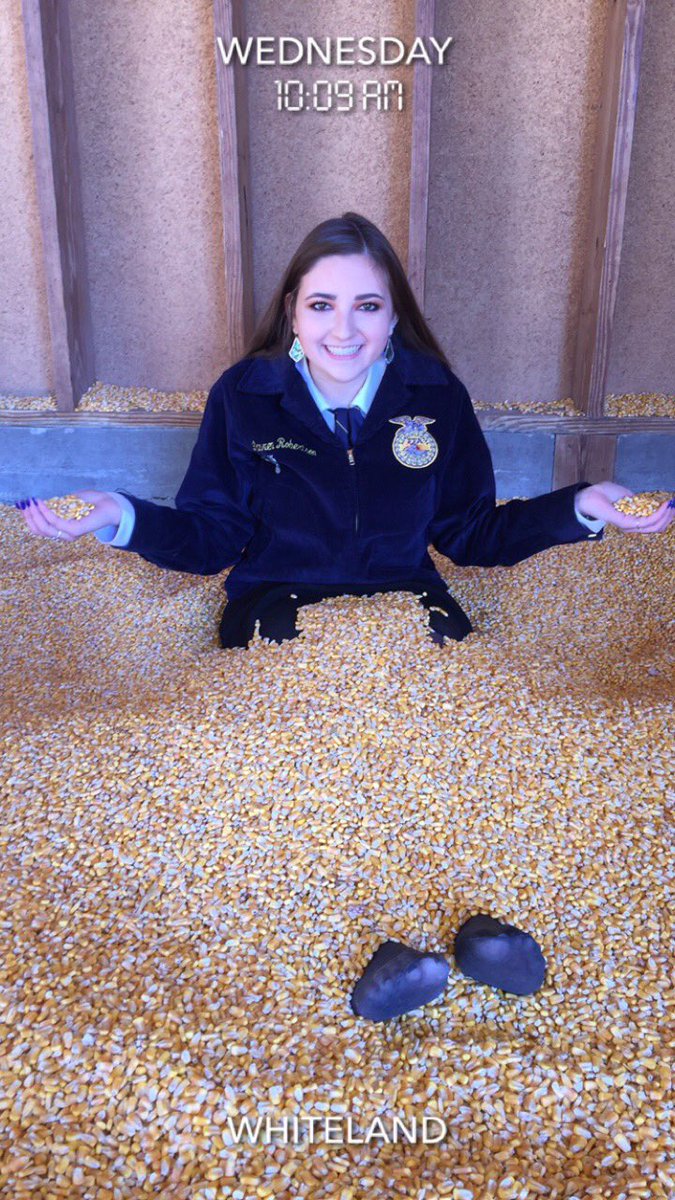 PlanoWestFFA's tweet photo. This week was a blast at the 91st National FFA Convention!! Here are some of the members fun selfies throughout the trip. https://t.co/ekJT7zXrYv