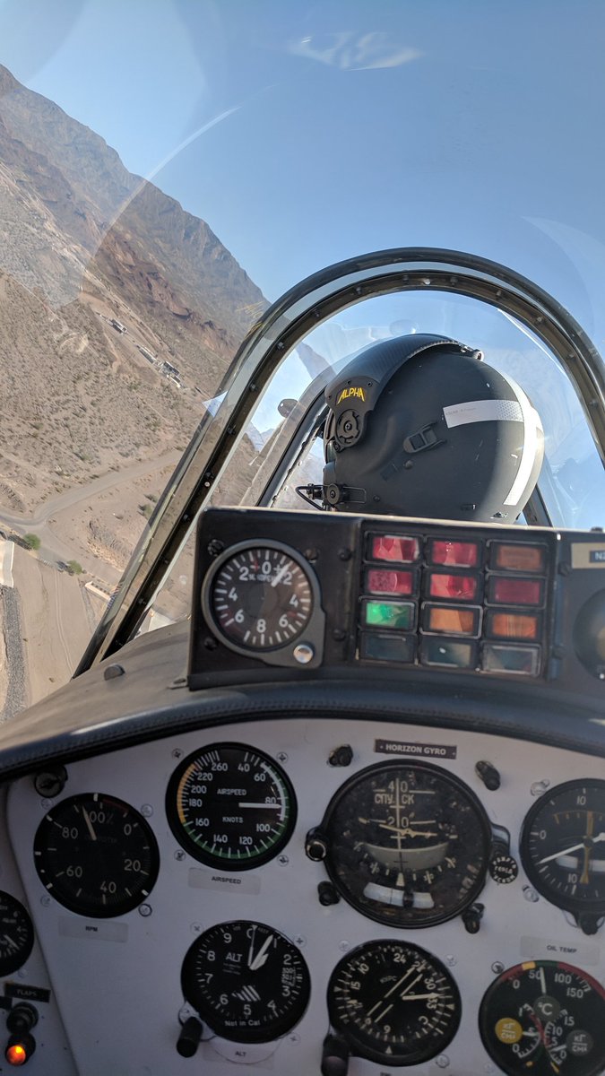 TeamRedEagles's tweet photo. Coming in for landing!!! #fly #yak52 @Hangar24Brewing #Hangar24 #HavasuAirfest #Limey #Midget #GIB https://t.co/Xy8pj5Qptd