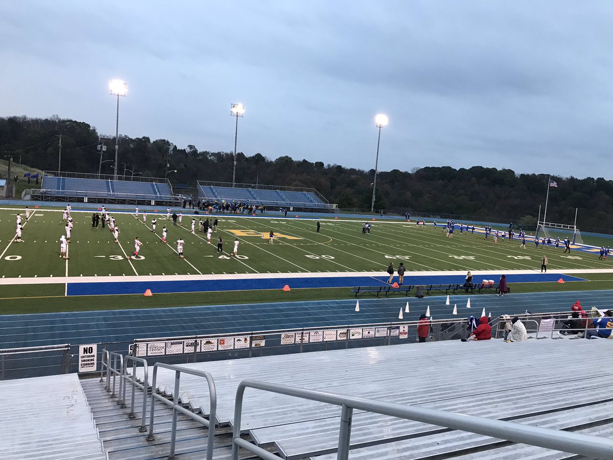 Ross__Eye's tweet photo. Win and in. It’s that simple. Either @EAfootballcoach’s Wildcats or the #ValleyVikings are headed to the #Class2A playoffs as the 4th team out of the #AlleghenyConference. @RobMcKinney2 and I have it on the @TribLiveHSSN: https://t.co/DrXmwYSQJy
@EAwildcatss https://t.co/8gumLqYztb