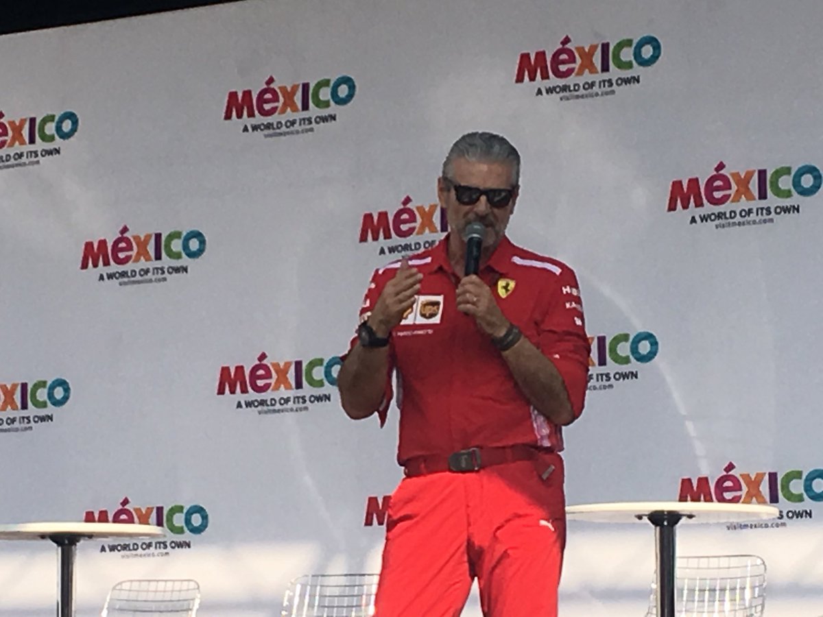 formulacdmx's tweet photo. Hoy en #MexicoGP 🇲🇽  estuvo Mauricio Arrivabene @ScuderiaFerrari en la firma de autógrafos #F1CDMX #F1ESTA #CapitalDelDeporte https://t.co/trAegBYu0d