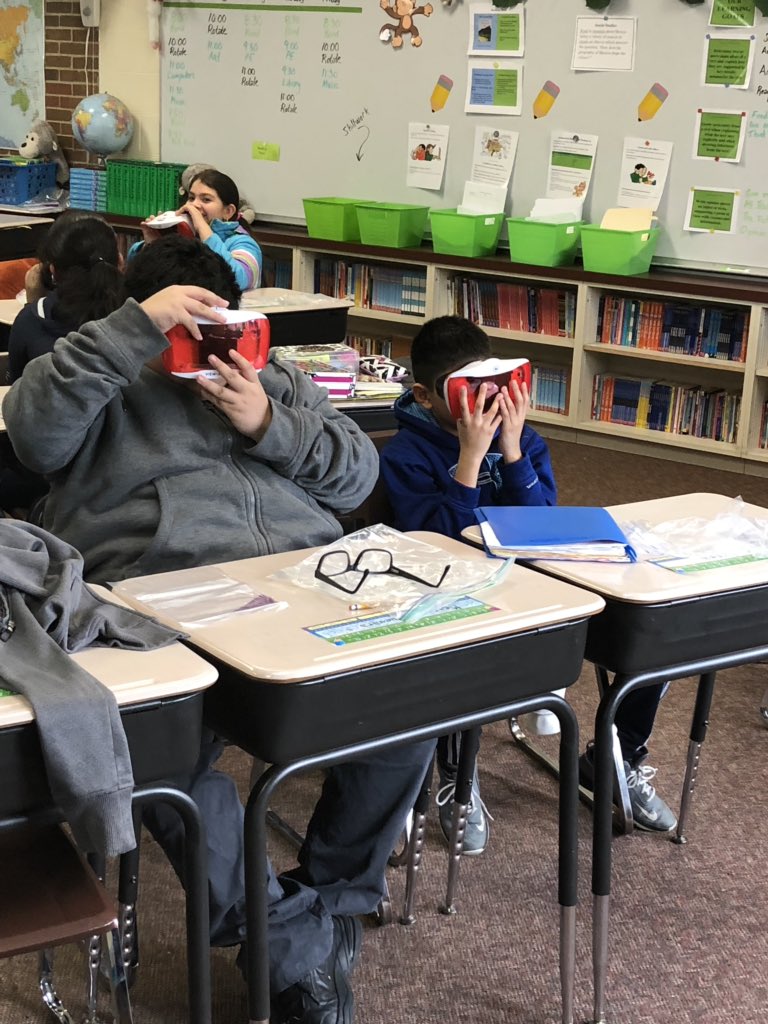 Julie72965's tweet photo. Our 5th graders heading to Mexico!! #wedotech #googleexpeditons @EASD131 https://t.co/STDdxbKvv5