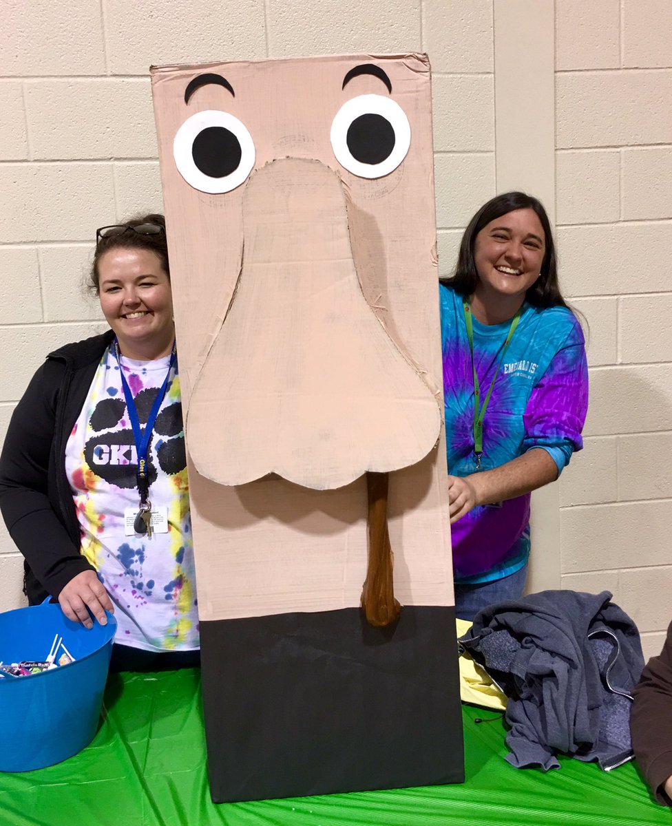 Playing games... &amp; picking noses 🤣 <a href="/gke_wildcats/">GKE Wildcats</a> Fall Festival #GKEcats
