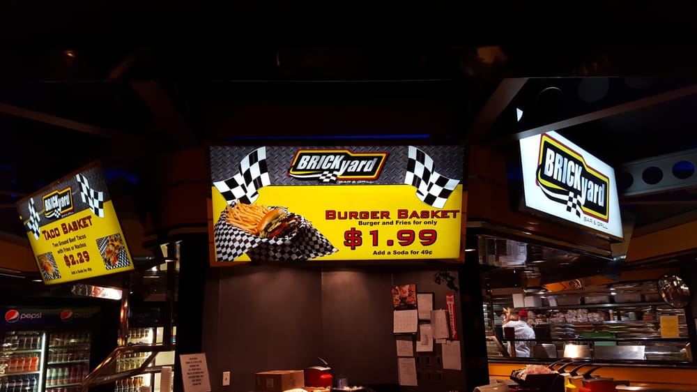 Baldinis_Casino's tweet photo. We say Baldini's has the best deals, and the $1.99 Burger Basket π at Brickyard Grill backs it up! Where else can you get a delicious burger and fries for that price?! Just another reason why the best things happen at #Baldini's. π #baldinisreno #renodeals #renoburgers https://t.co/G5KjChtFYM