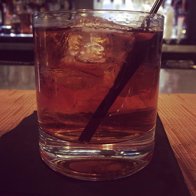 tamadear's tweet image. A #boulevardier to end the week. Cheers, friends. ift.tt/2Q03WPZ