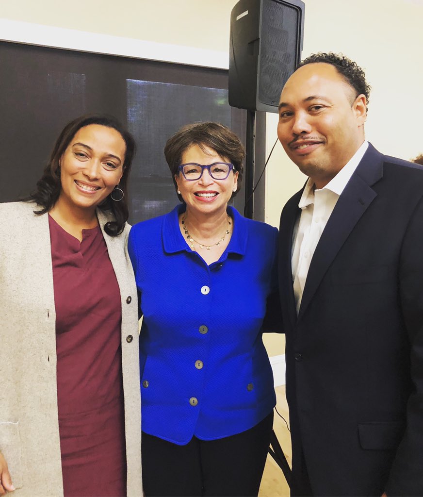 Ra_Joy's tweet photo. Great to hear from @ValerieJarrett today. “Part of the responsibility of citizenship is recognizing our own agency.” #peoplepower https://t.co/bZMgyIpGbJ