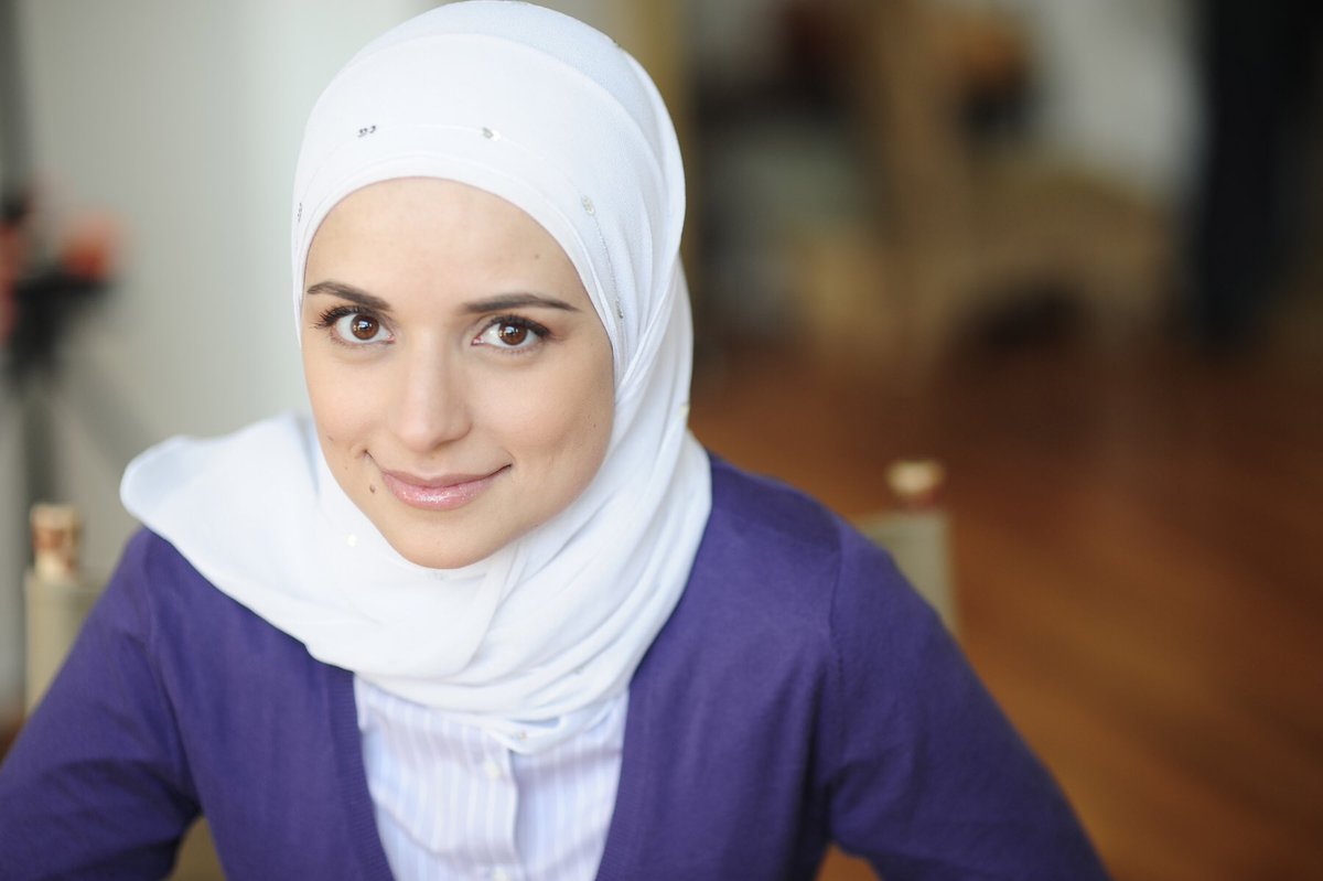 CIOGC's tweet photo. We are pleased to announce that award winning journalist @mariamsobh will serve as the Emcee of our 26th Annual CommUnity Dinner on Saturday, November 17 at Drury Lane in Oakbrook Terrace. Learn more and get your tickets today! https://t.co/F8vtGLadJr #Unity #EnduringValues https://t.co/WuHXLv26D9