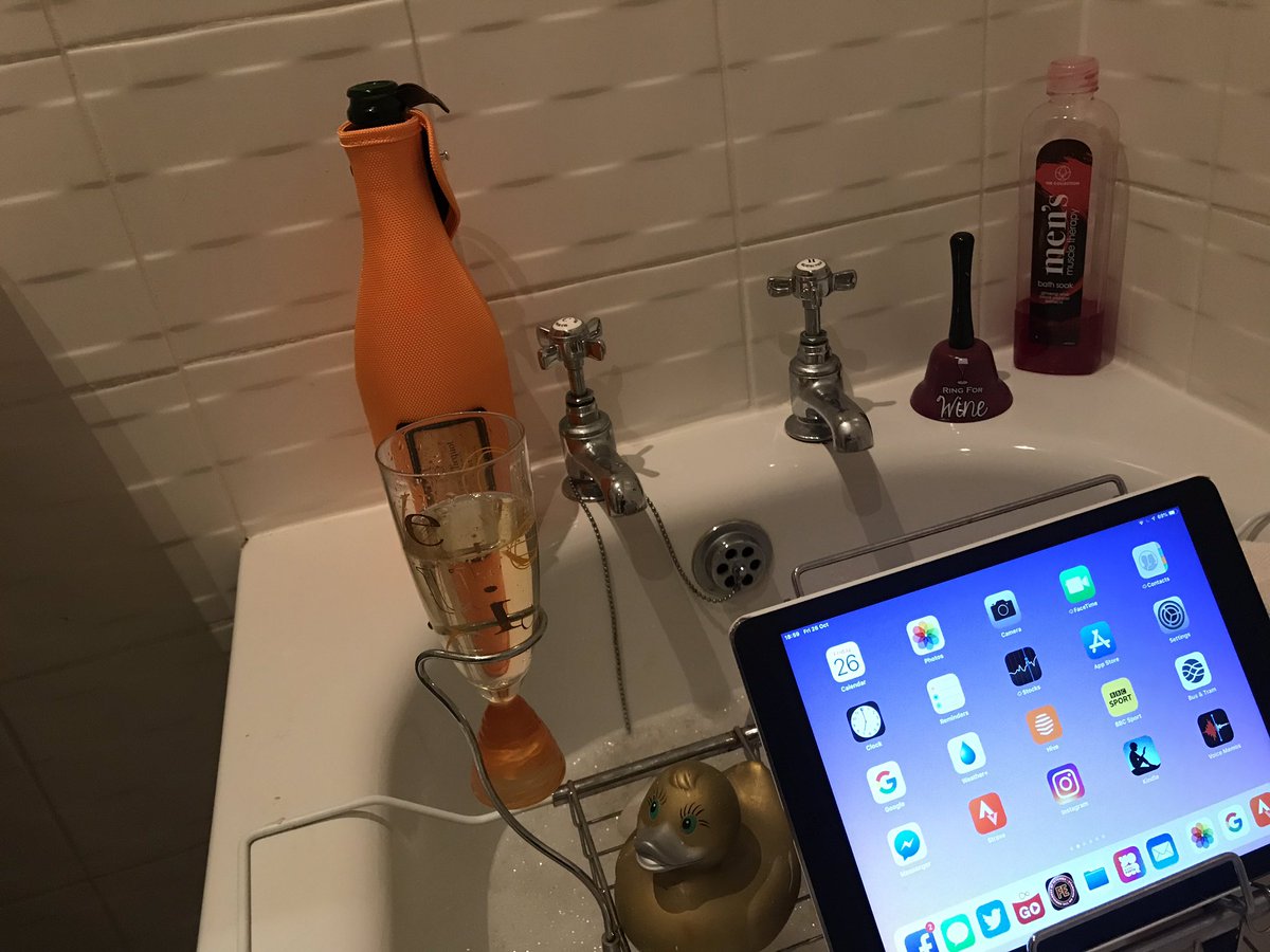 santababy100's tweet photo. Husband is away is Switzerland. After immensely busy day I think it’s time to have soak in bath with a chilled bottle of @VeuveClicquotUK #homealone #champagnekindofday #bubblesandbubbles https://t.co/LP5KsauGPW