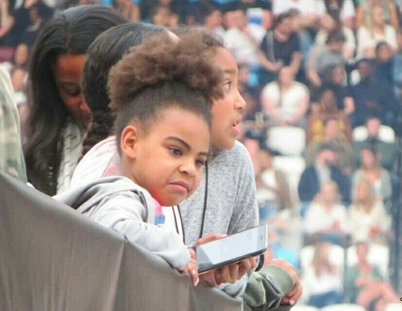 ndagijerichie's tweet photo. Those guys who used to feel sweet in highschool because they knew lyrics of at most every song Let us assume  your musicians now https://t.co/sl47gtYNuq