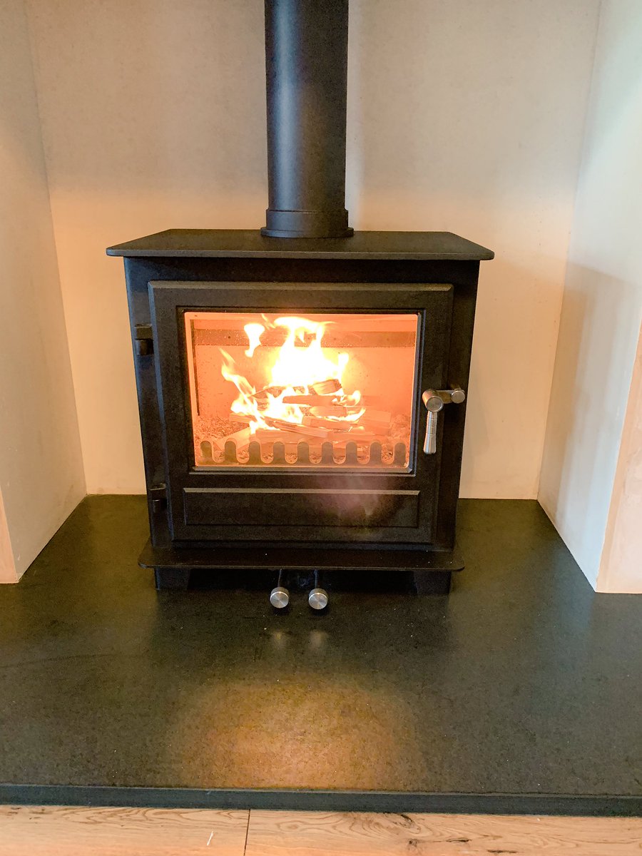 Paul_fires's tweet photo. 2 clock stoves fitted today!! By far our most popular stove this season 💫💫 @clockwoodburner https://t.co/T3B71jyUZb