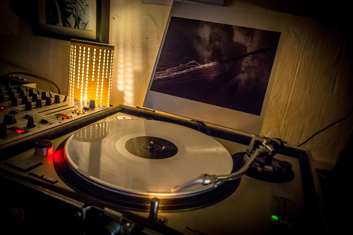 LeccyJeff's tweet image. On its second play, superb stuff from THROW DOWN BONES #fuzzclub