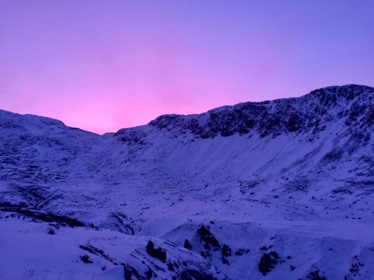 klmidmmining's tweet image. sunrise at #RedMountain :) what a wonderful place with wonderful scenery and most importantly WONDERFUL people! #NorthernBC #minesiteviews