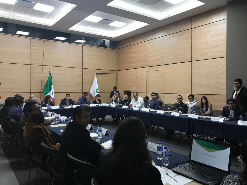 OnexpoNacional's tweet photo. El Dr. Víctor Hugo Arellano Benítez, Director Técnico y de Normatividad de Onexpo Nacional, se encuentra representando a la Organización en el Comité Consultivo Nacional de Normalización de Seguridad Industrial y Operativa y Protección al Medio Ambiente #CONASEA. https://t.co/LCX2Ow3Wn4