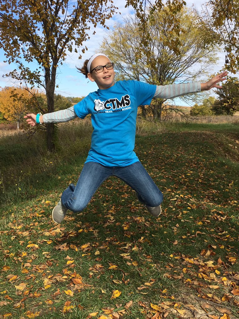 _PattySchroeder's tweet photo. 🍂🌾A great day for a field trip at Kill Creek Park! 🍃🍁 #leapingforjoy #teambuilding @CTMSBulldog https://t.co/sSW8Ud8SmM