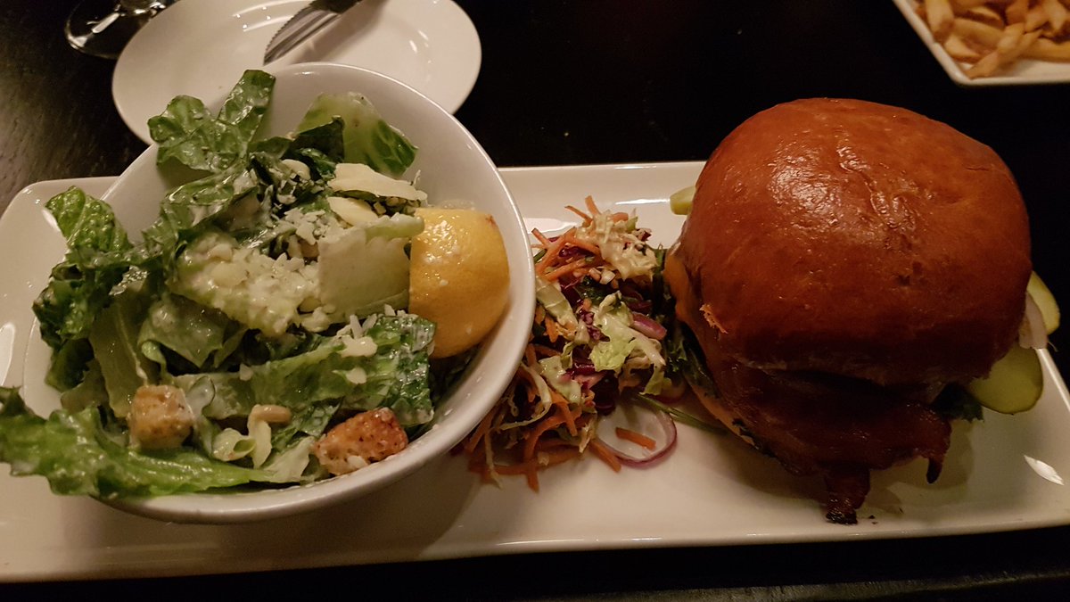 Lovely dinner out. Which little piggy's going to pay for it? This would make goddess happy!
#findom #findomgoddess #goddess #paypig