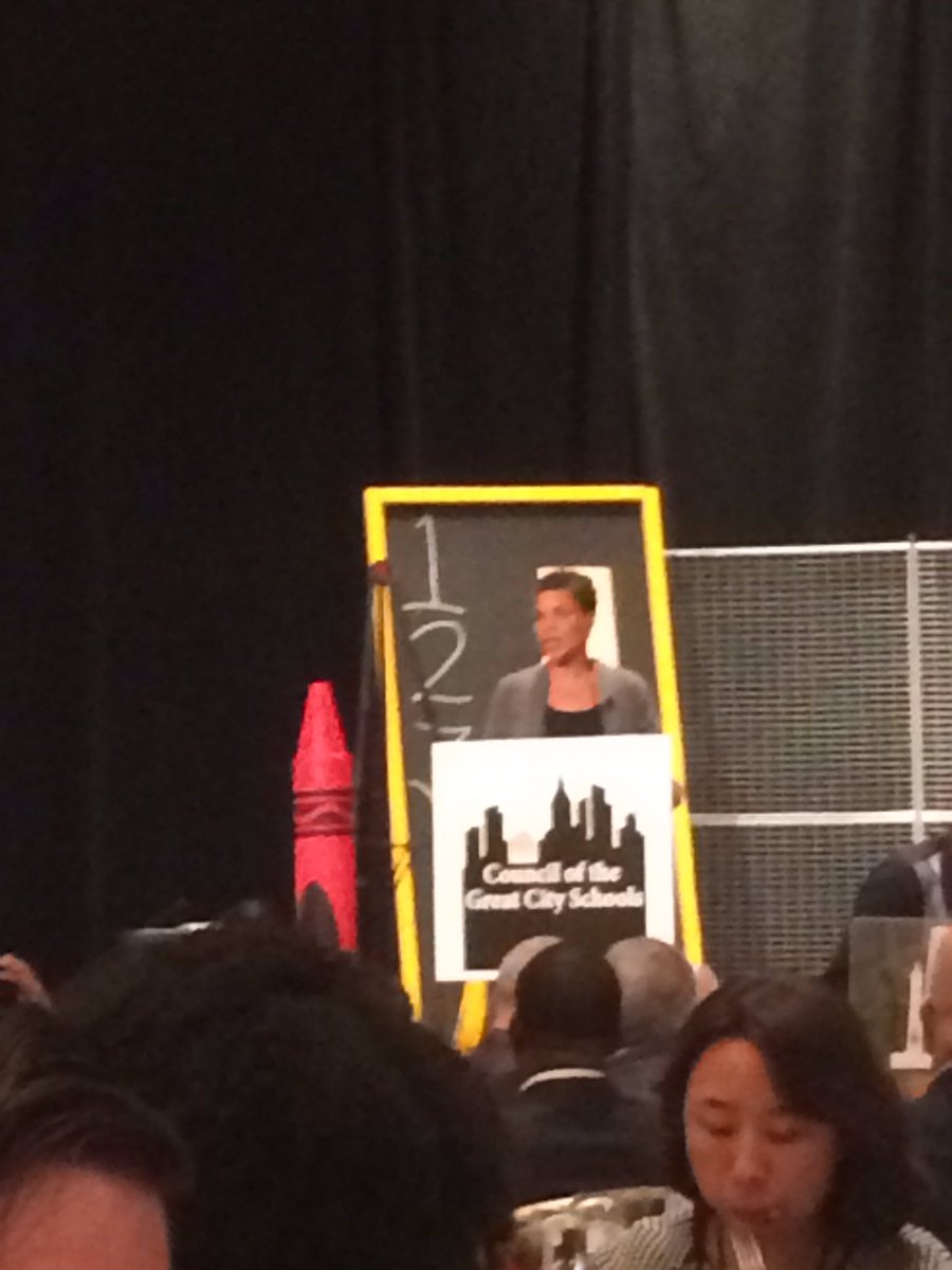 linevon16's tweet photo. #CGCS2018 Honored to meet and talk to Michelle Alexander who authored the book @thenewjimcrow. Her passion is to help America to right the wrong of systemic incarceration of boys of color in the @GreatCitySchls. https://t.co/Wxycyf5B6B