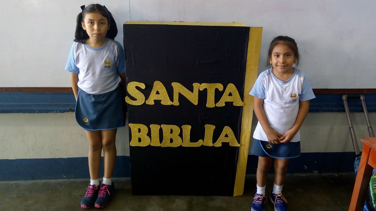prete_edwin's tweet photo. Alumnos del Colegio Adventista de Bagua, participando en la semana del Creacionismo. 
#UPN #MPN #ASEANORTE
#SábadoDeLaCreación https://t.co/yc1nykr8aP