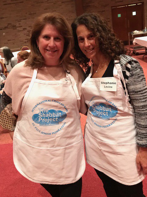 jewishsaintpaul's tweet photo. Challah Bake 2018. A great night of community, fun and deliciousness!
#Challah #ChallahBake #ShabbatShalom #ShabbatProject #JewishStPaul #JewishTwinCities #TCJewFolk #BreadBaking https://t.co/8PetyIAh0y