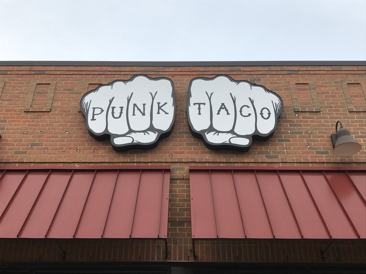 Can't wait for the new Punk Taco/The Cosmos to open in E.L. on Monday? Check them out at a preview pop up.  Punk Taco/The Cosmos to open Monday in East Lansing, pop-ups today and Saturday lansingstatejournal.com/story/news/201… via <a href="/LSJnews/">Lansing State Journal</a>