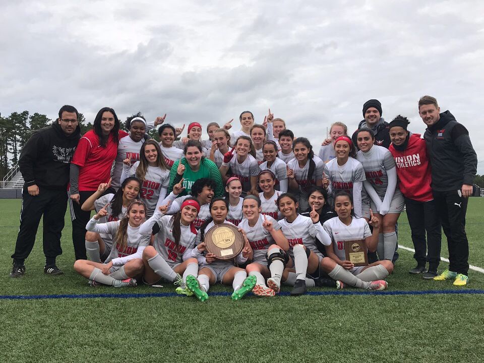 soph solo 🥵 tweet media