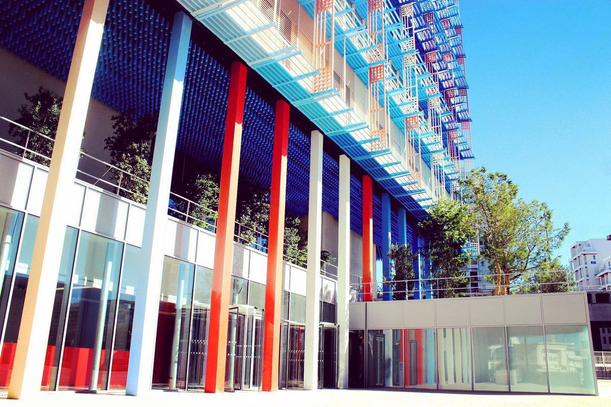 La tour La Marseillaise, je m’attendais à ce qu’elle soit plus belle de loin mais je ne m’attendais pas à ce qu’elle soit aussi belle de près. ❣️