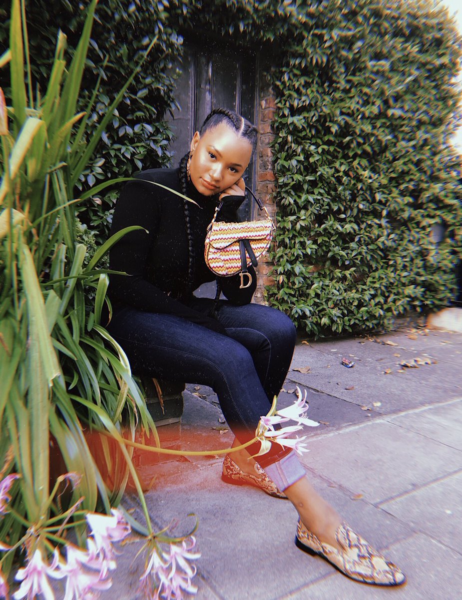 TemiOtedola's tweet image. Flower child 🌸