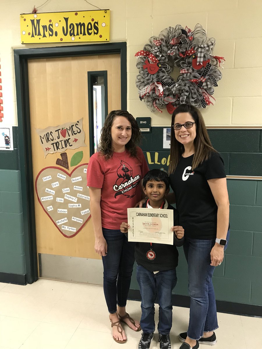 Congratulations to our Pillar of Respect! Ms. Parker and I are so proud of you!🍎
#CarnahanTribe #ThisIsCarnahan