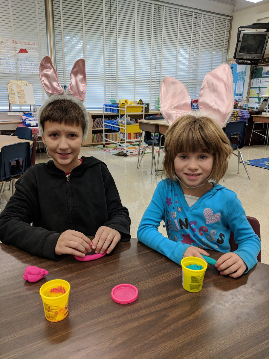 Angela Ford tweet media