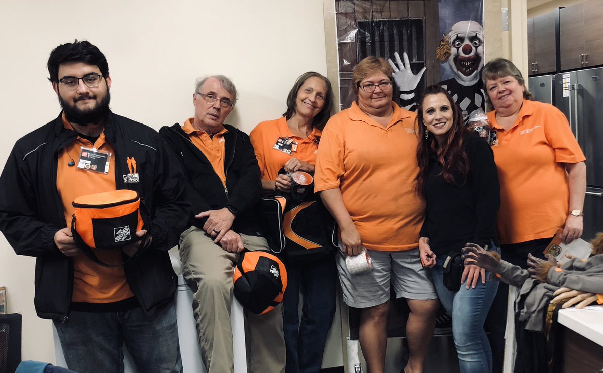 Trish Lewis tweet media