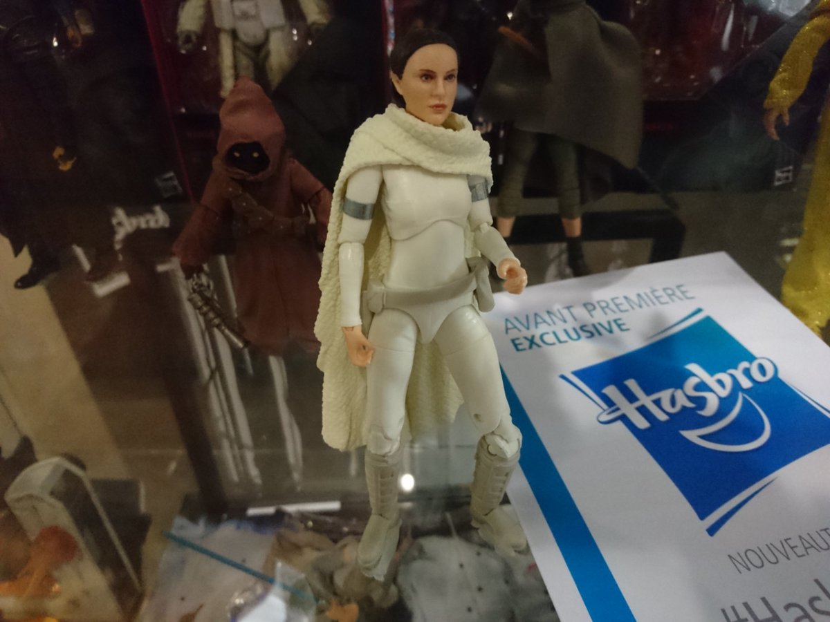 CyrilLevallois's tweet image. #hasbro #ComicConParis #CCP18 exclusive Padmé figures #theblackseries6"