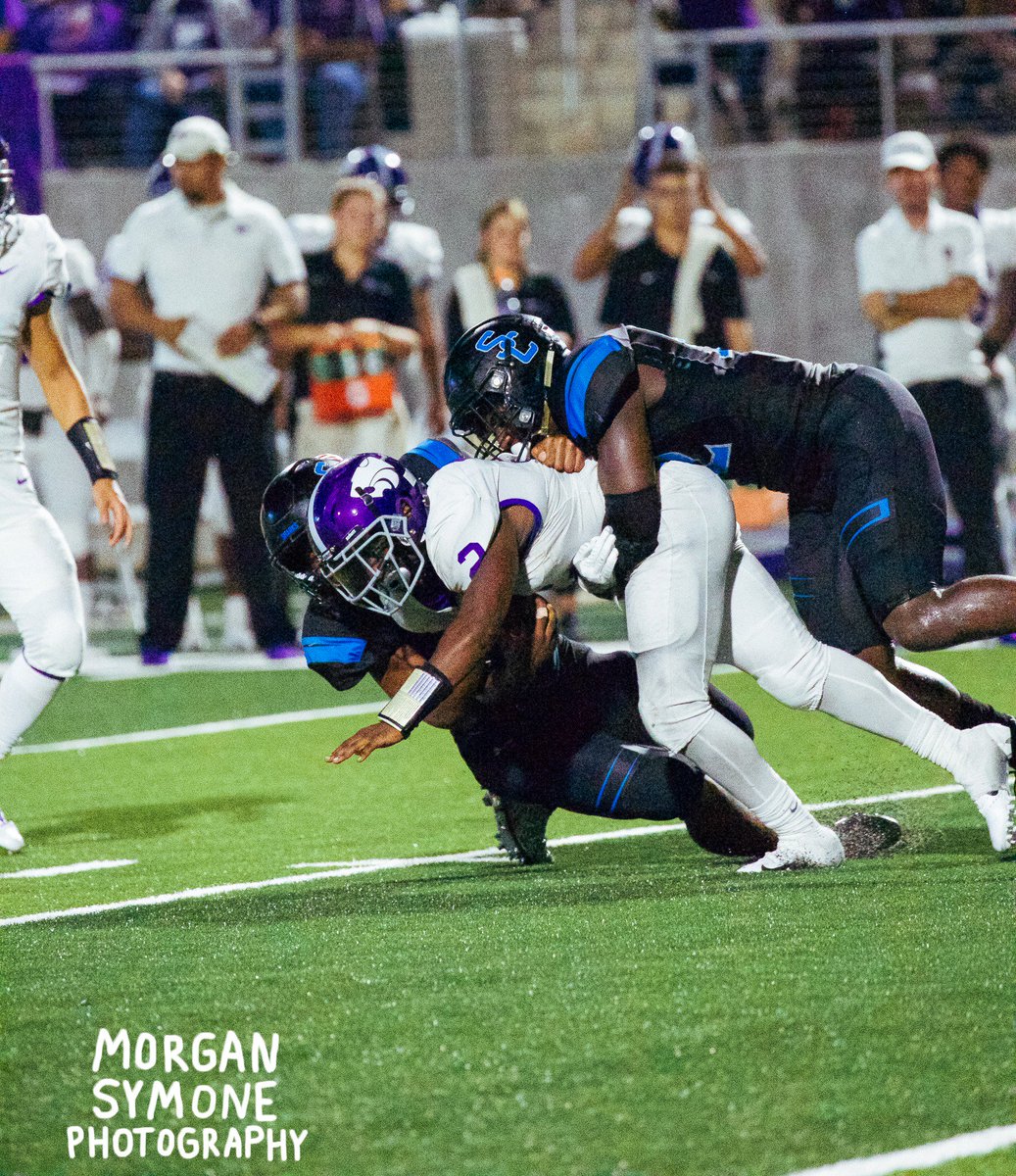 morgansymonepic's tweet photo. @AlecBryant7 @SCSharkFootball 
shadow creek hs football.
9.28.18.
photos by morgan symone. https://t.co/o88Z2FiT3b