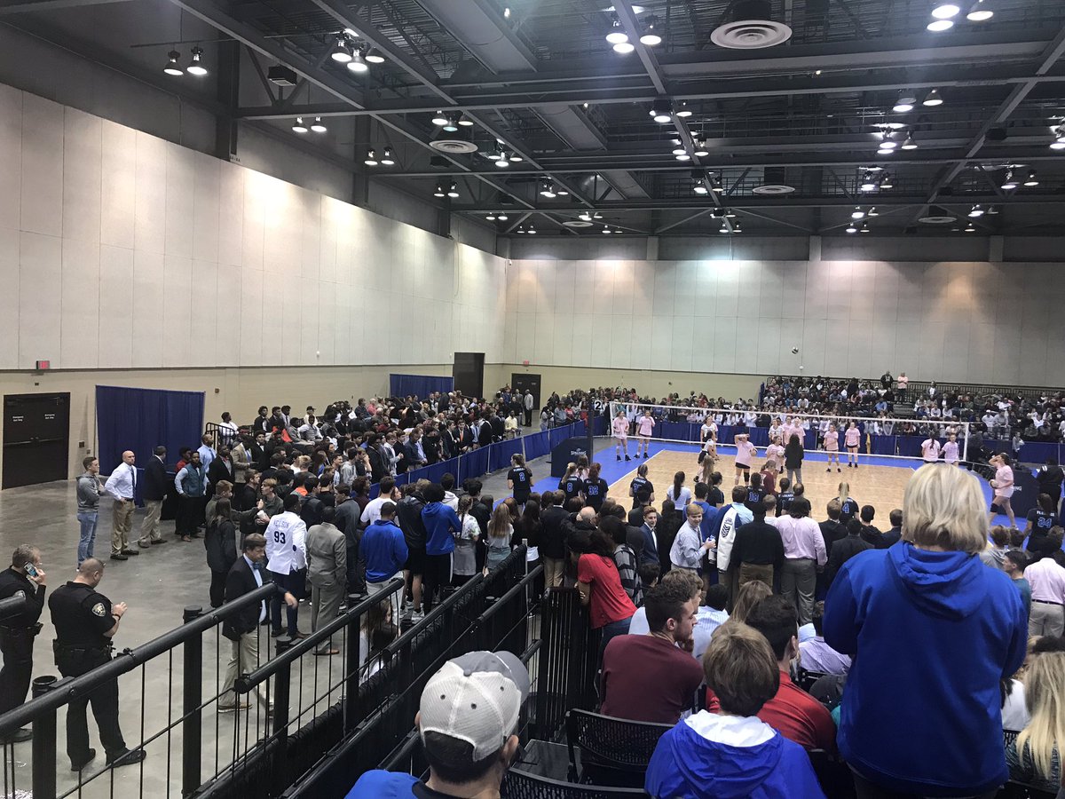 kwieseman's tweet photo. Love the culture that is set @FlorenceK12 @fhsfalcons1 @FlorenceFalcons where the FB team is supporting @FHSvball in @AHSAAUpdates Regional. Also love the fact that our team dresses for successs knowing that tonight maybe the last game of the season. #Winorstayhome @CoachHesterFB https://t.co/8KwCWqdS40