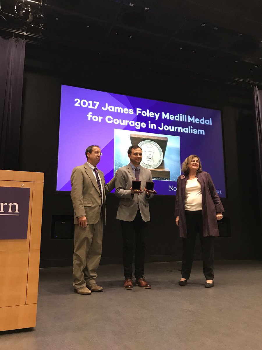 FHJackman's tweet photo. Reuters Myanmar bureau chief Antoni Slodkowski received the Medill Medal of Courage today on behalf of two of his journalists imprisoned by the Myanmar government.  The reporters investigated the killing of 10 Rohingya Muslim villagers by Myanmar security forces. https://t.co/uDU4m0ztlz