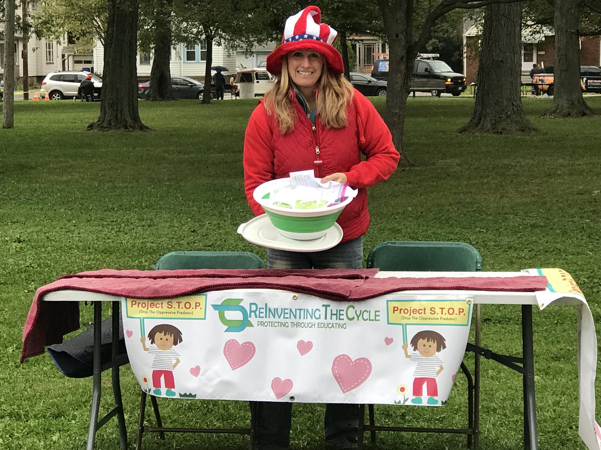 projectstop's tweet photo. Project S.T.O.P. at Jefferson Park. Happy Halloween and keep safe kids! https://t.co/v7Ni0SdjdO