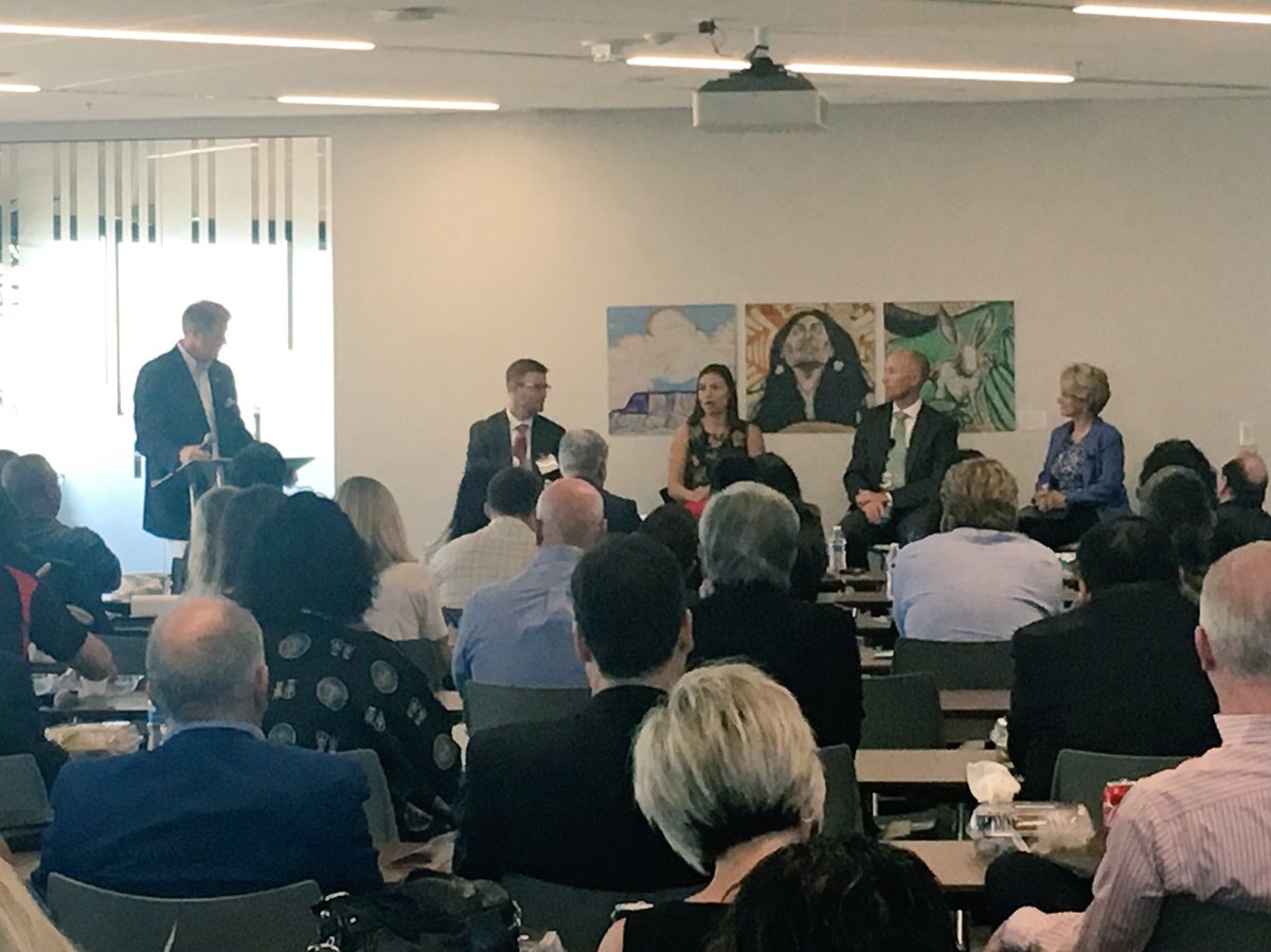 MetroPhxExport's tweet photo. Glad to have #ExportExplore panelists @EyeTechDS @Boeing #21stcenturyhealthcare #USCommercialService to share their export insight! https://t.co/iMlPxdgxLk