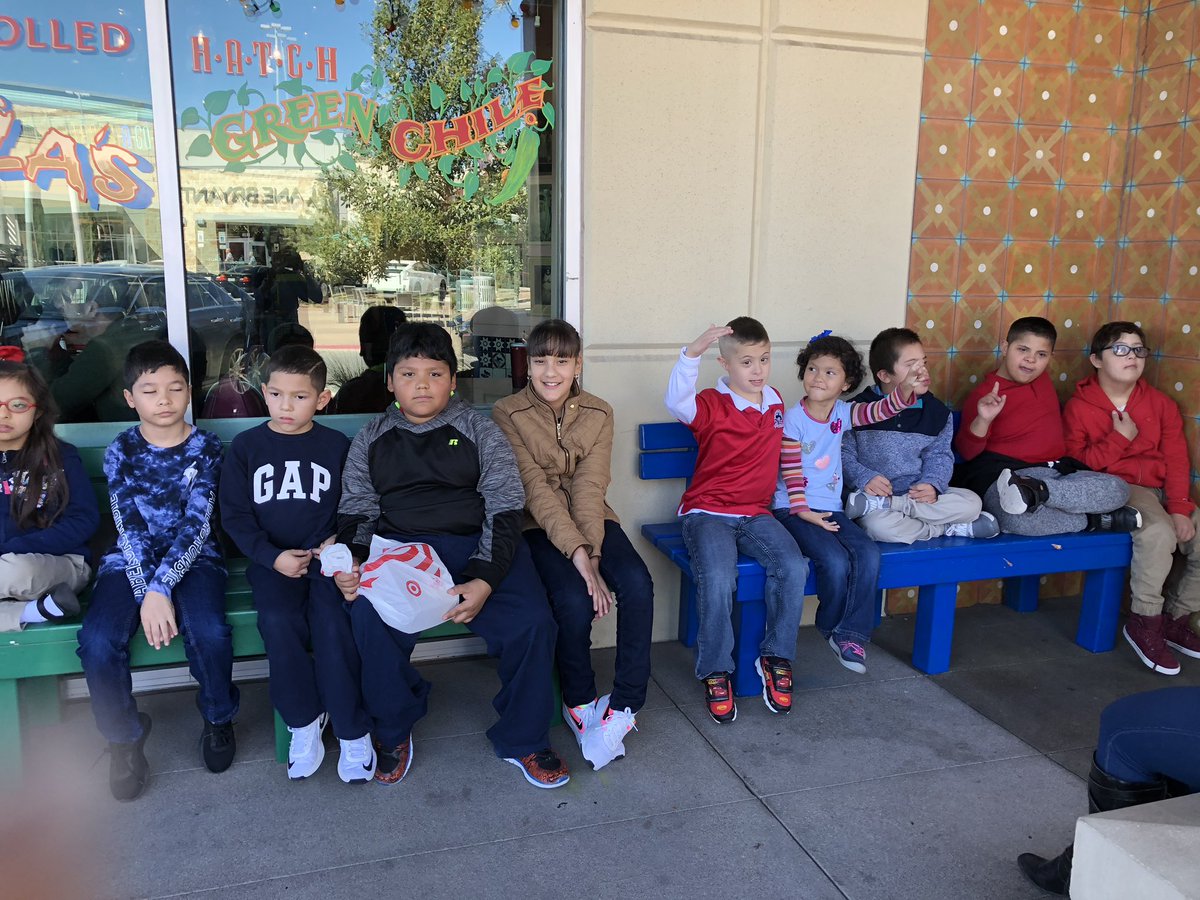 MJeddery's tweet photo. Adventure CBI Friday!!! #TEAM_SISD #PatriotPride https://t.co/gDH5W87dAS