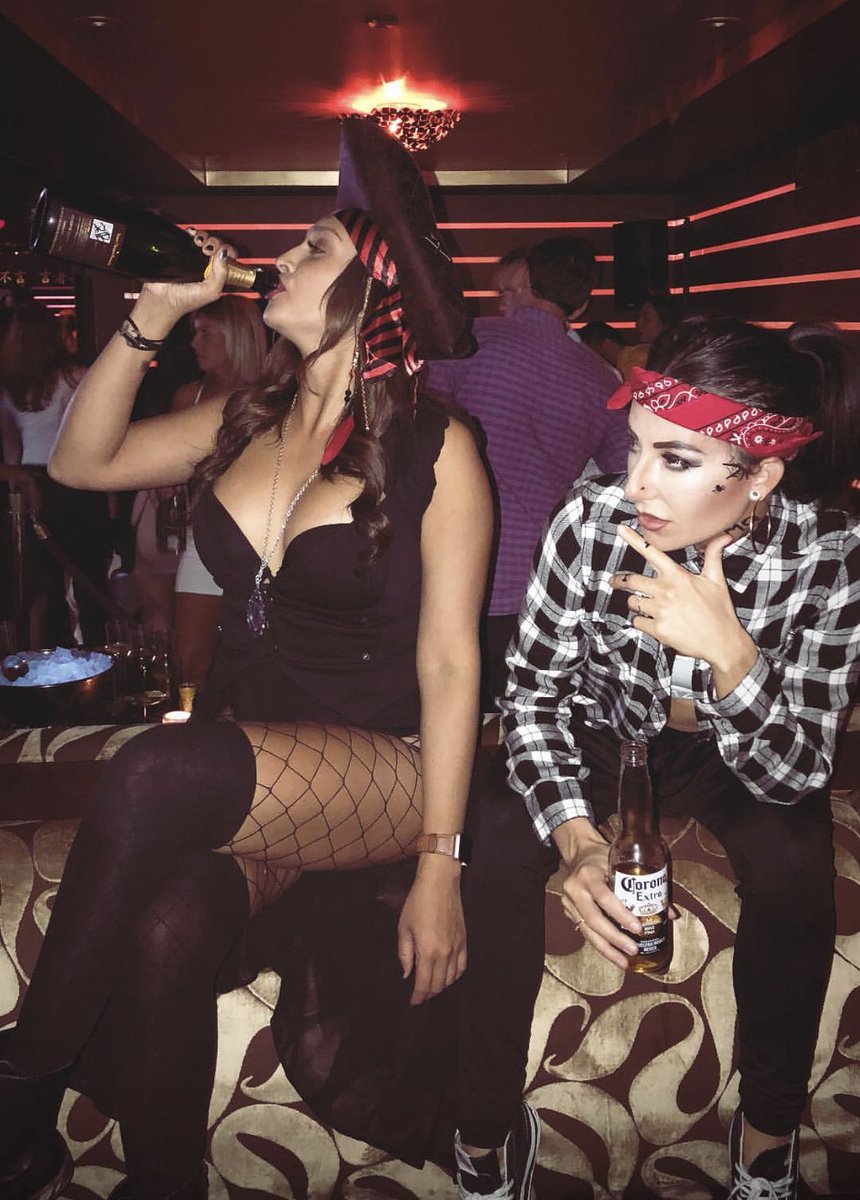 sammy_pyt's tweet photo. It was fun being a pirate yesterday. #showmethebooty #HappyHalloween ☠️👻 https://t.co/1UWfLypbmn