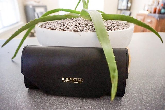 based_in_design's tweet photo. Happy Mail!
If you haven’t already heard of @rriveterbags from the famous @sharktankabc , go back and watch their episode STAT. I had the opportunity to meet and listen to co-founder Cameron at a @milspoproject conference a few years ago and it was life … https://t.co/AqN8Usr5Wq https://t.co/6krZujxlC9
