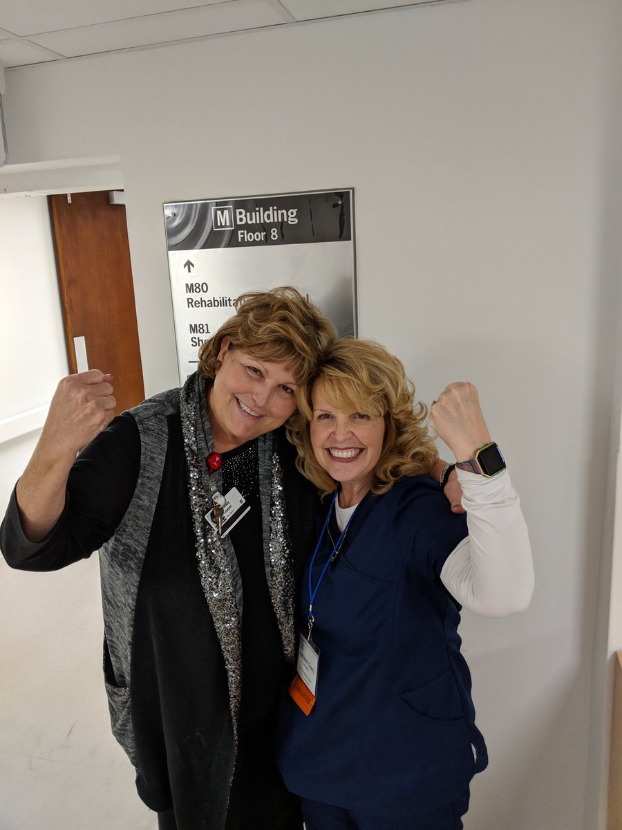 jaovery's tweet photo. Thanks to everyone we met (Kat knows everyone here) @ClevelandClinic colorectal floor for being so receptive to @FightCRC mission! We can see why they are #1GI in the world! #strongarmselfie #Fcancer💙 https://t.co/7KhQLGG0lL