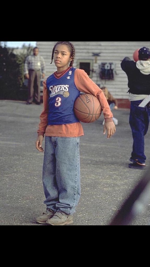 MrJuggSeason's tweet image. this outfit needs to be discussed lmao