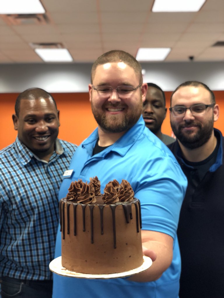 Team Summit Point eyeing the prize today! <a href="/CraigStockASM/">Craig Stock</a> <a href="/MrNextLevelATT/">BrandonD@vis</a> <a href="/AdamMRagab/">Adam M. Ragab</a> <a href="/404girl/">Betsy Francis</a> 

“Let them eat cake” 
   
#HypeUpNC #SpookyNC #theForce #cakesbycassie