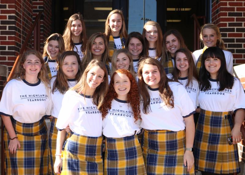 Stræbe Hørehæmmet disk Highland Park ISD på Twitter: "The HPHS yearbook, The Highlander, was one  of only 70 print yearbooks chosen as a Crown Finalist by the Columbia  Scholastic Press Association (CSPA)! The awards will