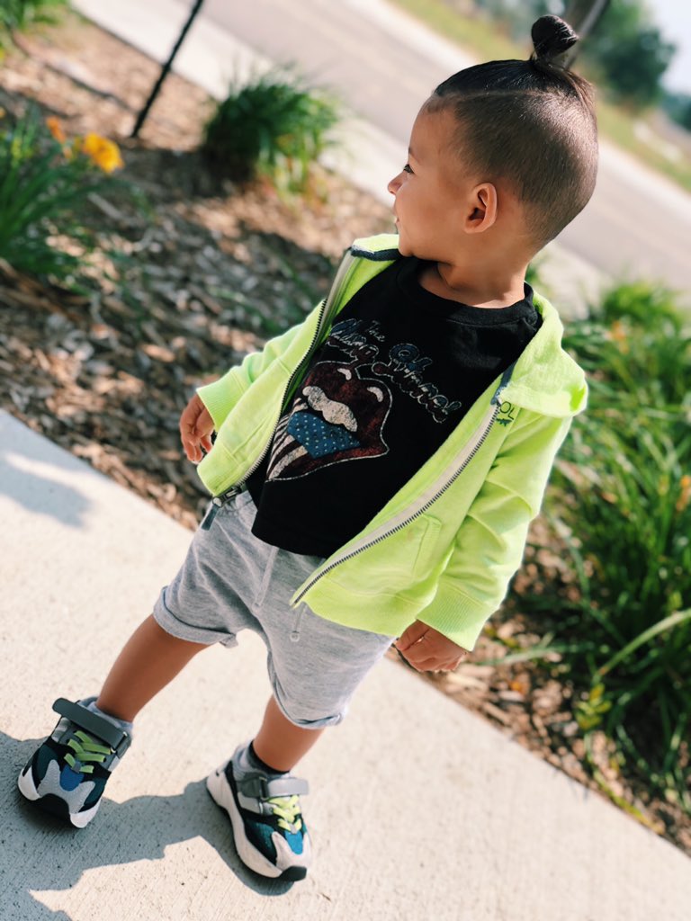 toddler yeezys 700