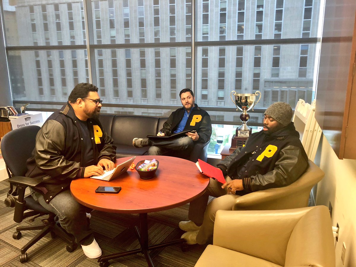 PennyS66's tweet photo. Is this study hall with @PittASSSA or a @Pitt_LIFESKILLS meeting with proud #ForeverPanthers? #FBF #HailAsOne #H2P #PittScriptForLife #High5andaSmile #LousakaNeedsATwitterAccount @JohnPelusi https://t.co/uNUQQmwKkj