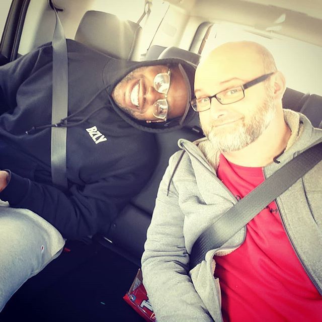 reachalibreen's tweet image. We picked up these 2 vagabonds. They claim they're VIPs...#RoadTrip @blogjamatlantic #BlogJam2018 #BlogJamAtlantic ift.tt/2SnSijv