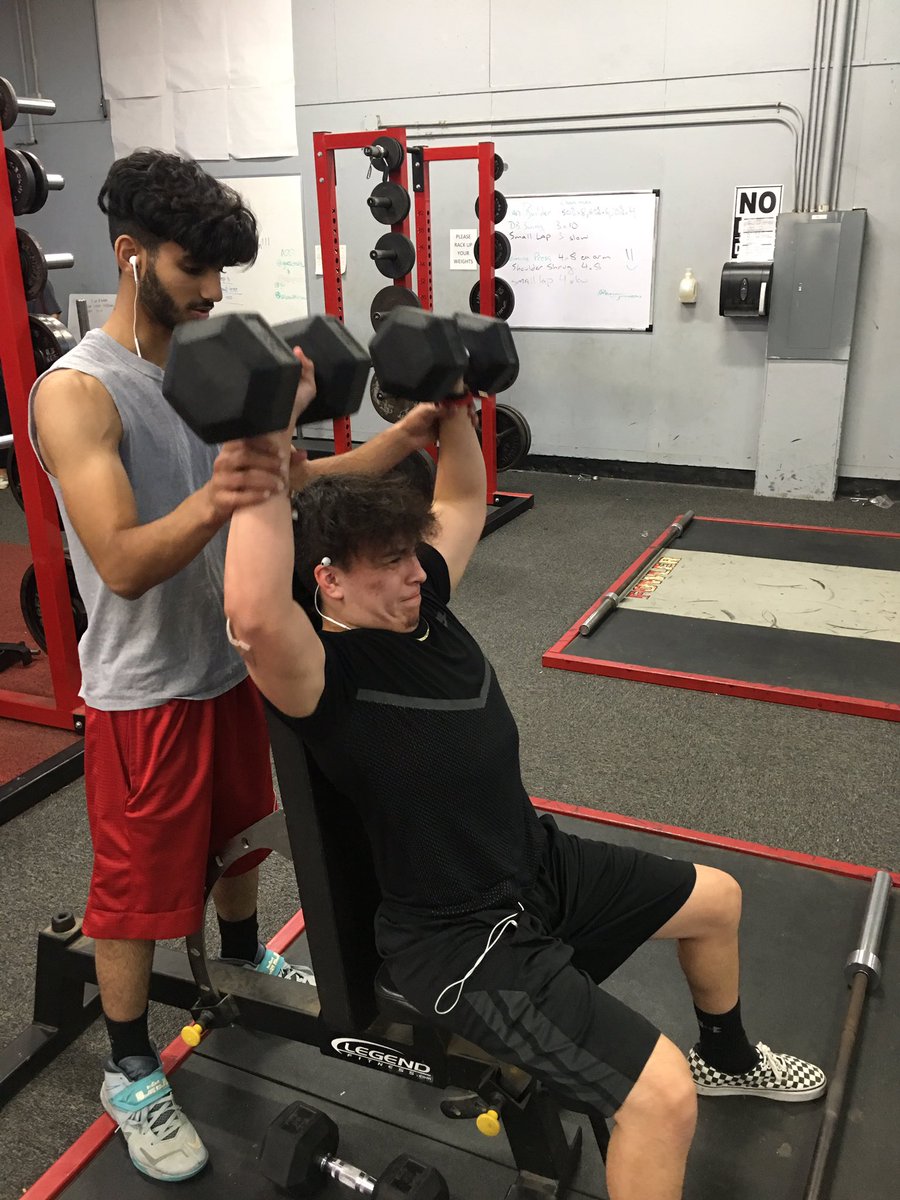 RedcatASP's tweet photo. Holidays are coming up! Got to get in shape for all that delicious food 😁 weight room open Monday-Friday #WorkingHard #GoRedcats https://t.co/MsDDPRhS4s