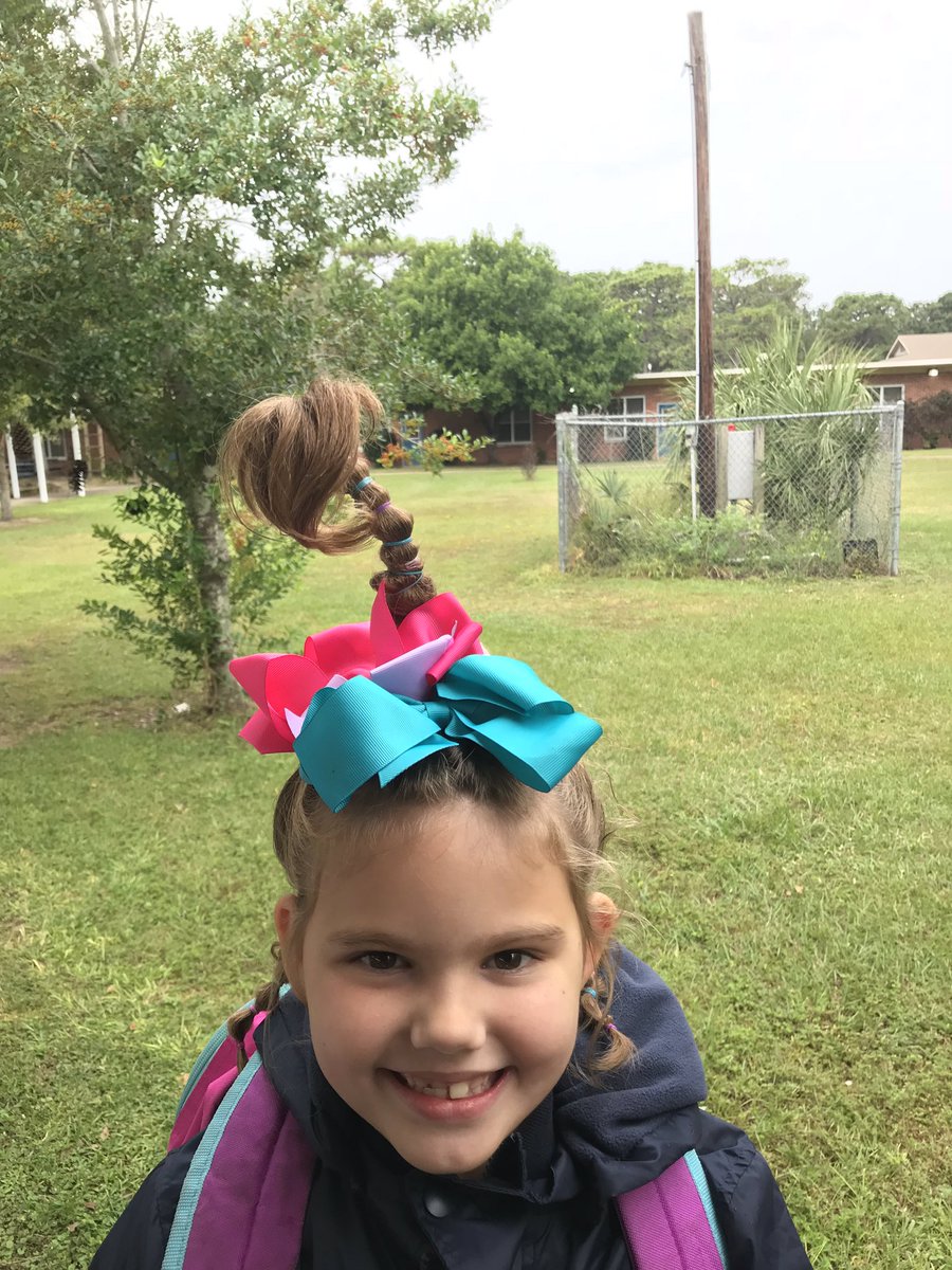 ginadst31's tweet photo. Red Ribbon Week-crazy hair https://t.co/f2Ul831ja6