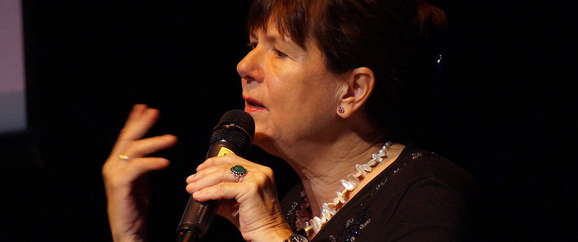 Lees het verslag van een literaire avond met Carolijn Visser! #literaircafe #helmond
ow.ly/q4aa30molWE